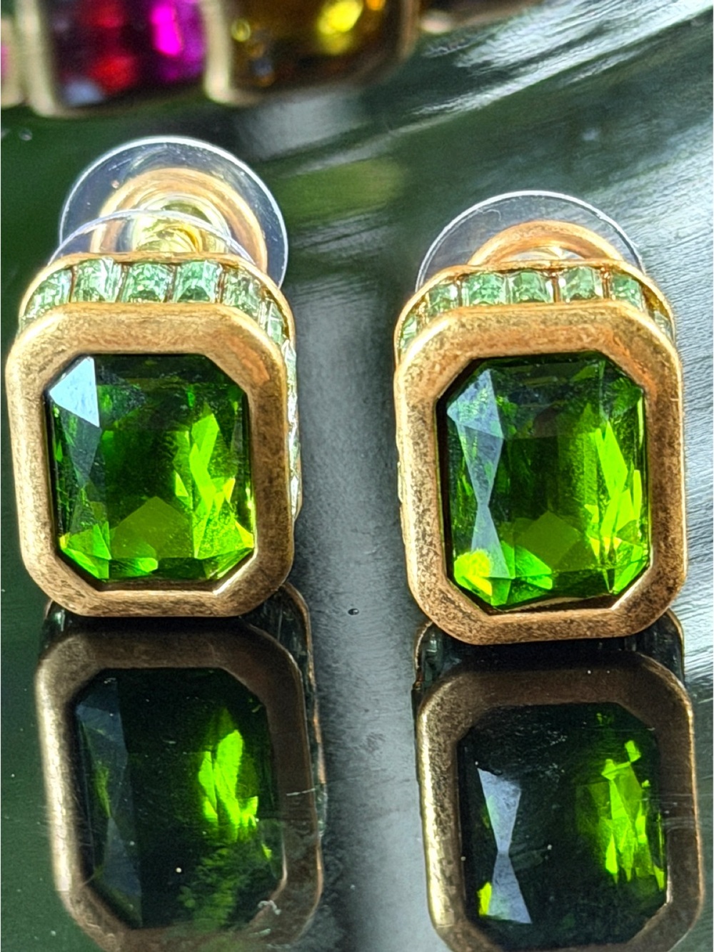 Vintage Vibe Jeweled Emerald Green Crystal Octagon Earrings Elegant ✨Omega Stud
